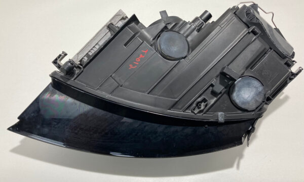 2008-2010 Audi TT MK2 Passenger Side Headlight / Xenon HID / T2012 - Image 4