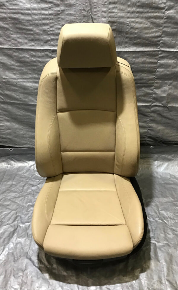 2008-2013 BMW 128i 135i Coupe Sports Seats / Pair / Beige Leather / B1001 - Image 5