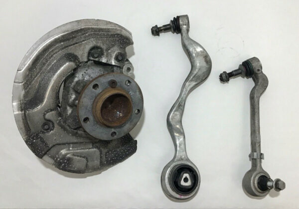 2008-2013 BMW 128i 135i Driver Front Knee Wheel Hub & Control Arm / 52k B1003