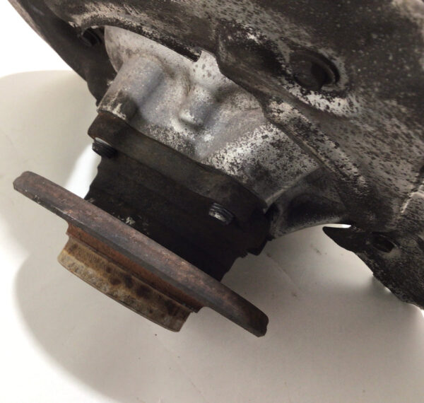 2008-2013 BMW 128i 135i Passenger Front Spindle w/ Hub Assembly / B1008 - Image 2