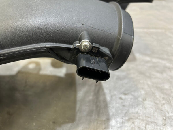 2008-2013 Chevrolet Corvette C6 6.2l LS3 Air Intake Shroud / Air Box / MAF / C6016 - Image 3