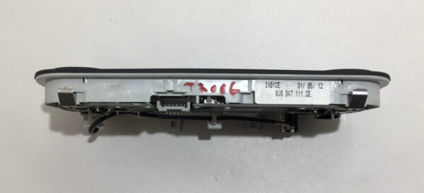2008-2015 Audi TT 8J Coupe Dome Light w/ Homelink / T2006 - Image 2