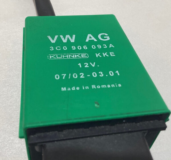 2008-2015 Audi TT Fuel Pump Relay Module / OEM / 3C0906093A / T2010 - Image 2