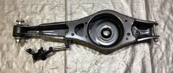 2008-2015 Audi TT Quattro Driver Rear Spindle Hub w/ Control Arms / 25k / T2008 - Image 5