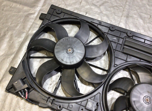 2008-2015 Audi TT Quattro OEM Radiator Cooling Fan w/ Shroud / 25k / T2008 - Image 5