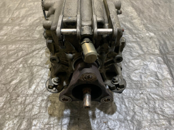 2009-2011 BMW E89 Z4 sDrive30i ZF 6 Speed Manual Transmission / * FOR REBUILD* / Z4903 - Image 3