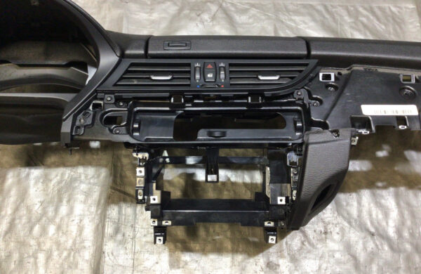 2009-2016 BMW E89 Z4 Black Dashboard Panel w/ Passenger Airbag / Z4906 - Image 2