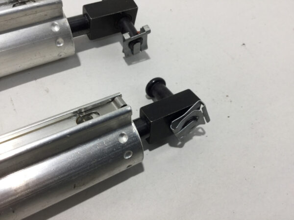 2009-2016 BMW E89 Z4 Convertible Top Main Pillar Hydraulic Lift Cylinders / Pair / OEM / Z4901 - Image 5
