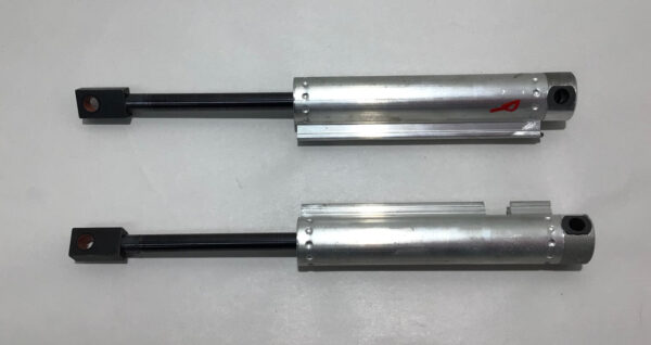 2009-2016 BMW E89 Z4 Convertible Top Main Pillar Lift Cylinders / Pair *UNTESTED* / Z4907