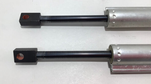 2009-2016 BMW E89 Z4 Convertible Top Main Pillar Lift Cylinders / Pair *UNTESTED* / Z4907 - Image 3