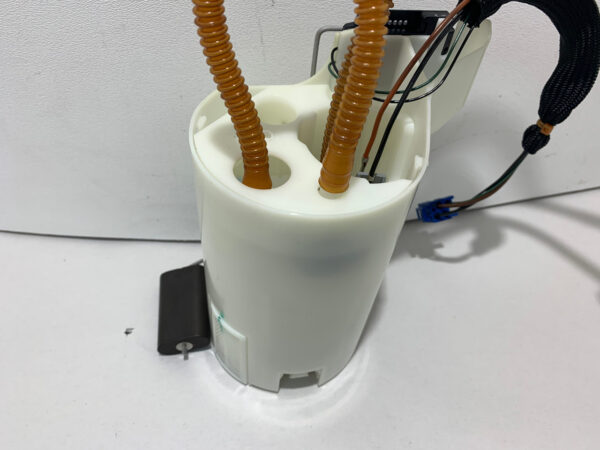 2009-2016 BMW E89 Z4 Low Pressure Fuel Pump Sending Unit / 65k / Z4902 - Image 3