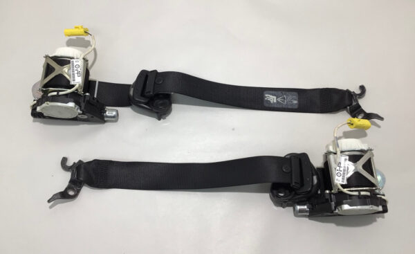 2009-2016 BMW E89 Z4 OEM Seat Belts / Pair / Z4907
