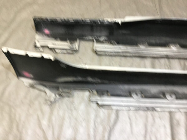 2009-2016 BMW E89 Z4 Side Skirts Rocker Moulding / Titan Silver / Z4901 - Image 4