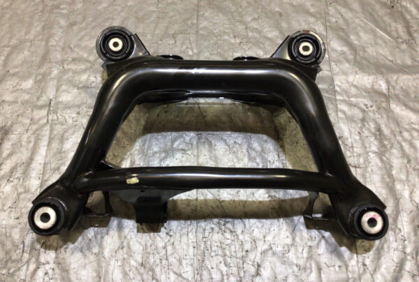 2009-2016 BMW E89 Z4 sDrive30i sDrive28i Rear Subframe Assembly / Z4905 - Image 3