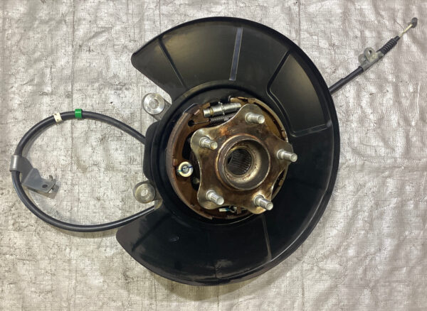 2009-2020 Nissan 370Z Driver Side Rear Knee Hub w/ Control Arms / 84K 7Z020 - Image 2