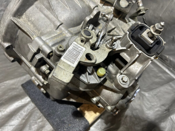 2011-2012 Mini Cooper JCW John Cooper Works 6 Speed Manual Transmission / Getrag GS6-53BG-TCOL / 94K R2028 - Image 4