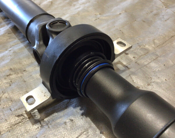 2011-2013 BMW 135i Driveshaft w/ U joints / Automatic / B1007 - Image 4