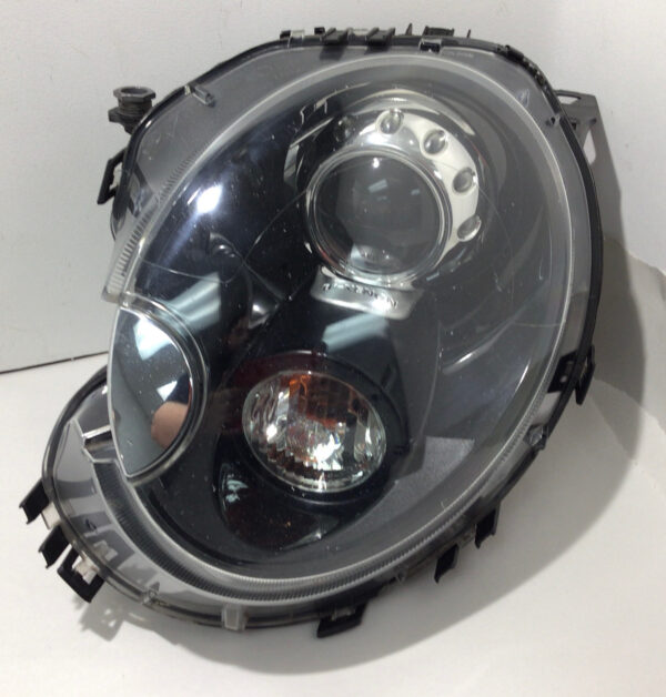 2011-2015 Mini Cooper R56 R57 Driver Xenon HID Headlight / Black / R2026