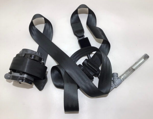 2012-2013 Fiat 500 Abarth Passenger Front Seat Belt w/ Tensioner / F5011