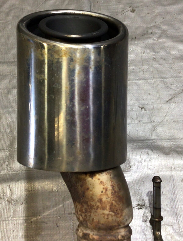 2012-2015 Fiat 500 Abarth Tail Pipe / Exhaust Muffler Tips / OEM / F5014 - Image 2