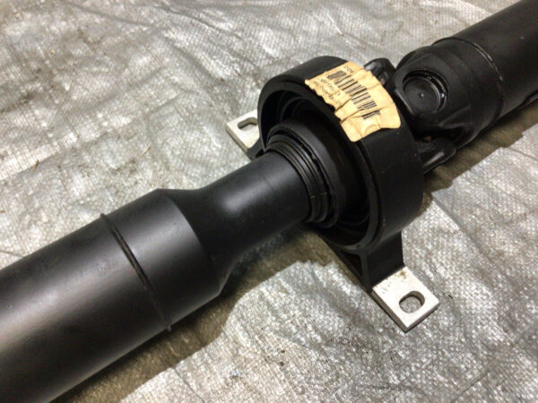 2012-2016 BMW E89 Z4 sDrive28i Driveshaft Assembly / 28k / Automatic / Z4905 - Image 3