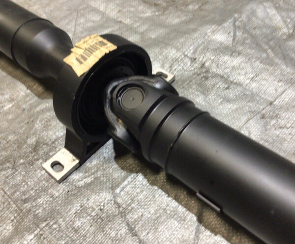 2012-2016 BMW E89 Z4 sDrive28i Driveshaft Assembly / 28k / Automatic / Z4905 - Image 4