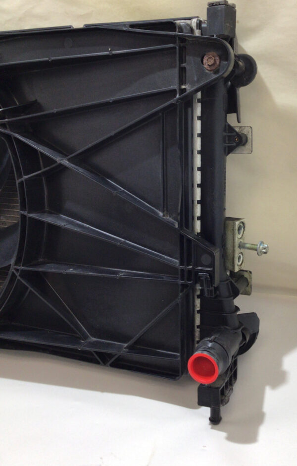 2012-2017 Fiat 500 Abarth Radiator & Cooling Fan / OEM / 92k miles / OEM / F5008 - Image 2