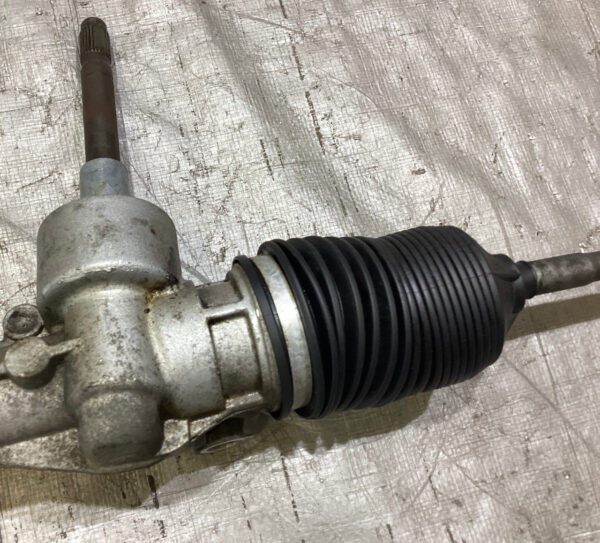 2012-2017 Fiat 500 Abarth Steering Rack w/ Tie Rod Ends / F5019 - Image 4