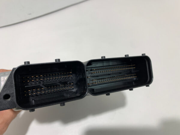 2013 Audi TT 2.0 Quattro ECU Engine Control Module / 8J0907115BG / T2009 - Image 3
