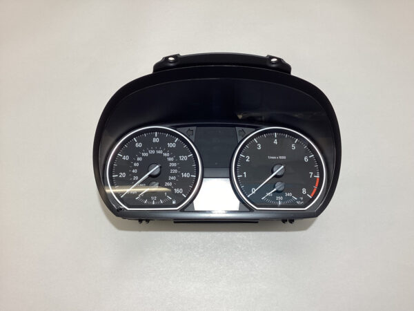 2013 BMW 135i Instrument Gauge Cluster / 928380004 / B1009
