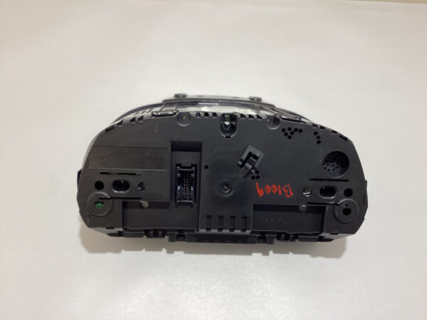 2013 BMW 135i Instrument Gauge Cluster / 928380004 / B1009 - Image 5