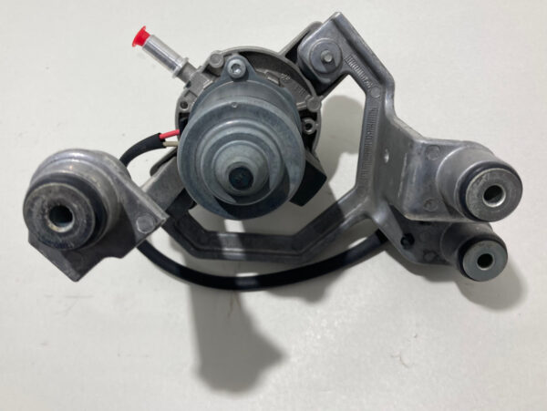 2014-2019 Chevrolet C7 Corvette Brake Booster Vacuum Pump / 22990902 / C7005 - Image 2