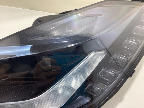 2014-2019 Chevrolet C7 Corvette Driver Side Headlight / *DAMAGED* / C7005 - Image 5