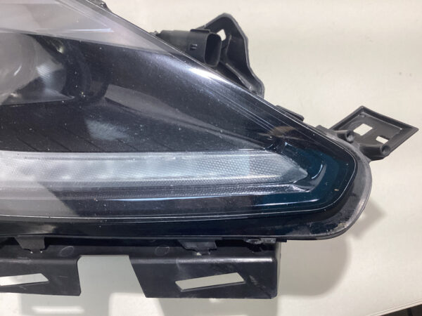 2014-2019 Chevrolet C7 Corvette Passenger Side Headlight / OEM / C7005 - Image 2