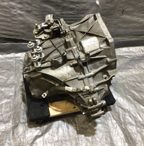 2014-2019 Mini Cooper S 6 Speed Manual Transmission / 103k / R3005 - Image 3
