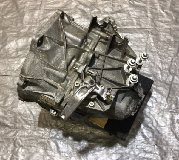 2014-2019 Mini Cooper S 6 Speed Manual Transmission / 103k / R3005 - Image 5