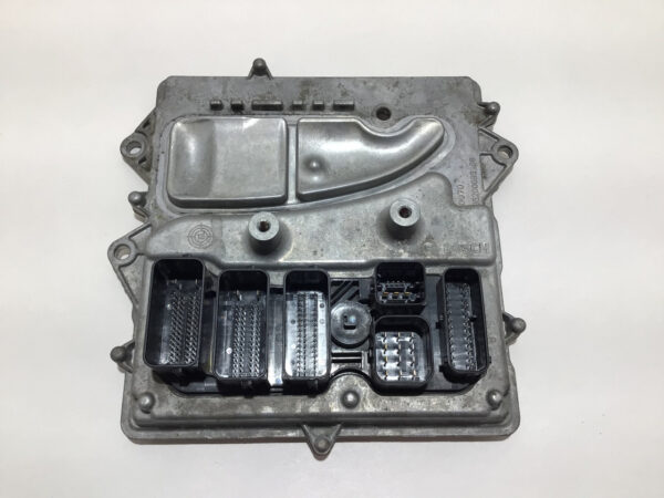 2015 F83 BMW M4 S55 Engine Control Module ECU DME / 8642252 / F8M02