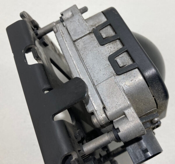 2015-2018 Porsche Macan Adaptive Cruise Control Radar Sensor / 95B907567B / PM004 - Image 4