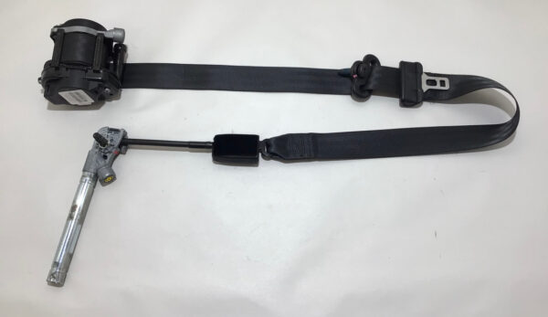 2015-2019 Fiat 500 Abarth Passenger Front Seat Belt w/ Tensioner / F5014