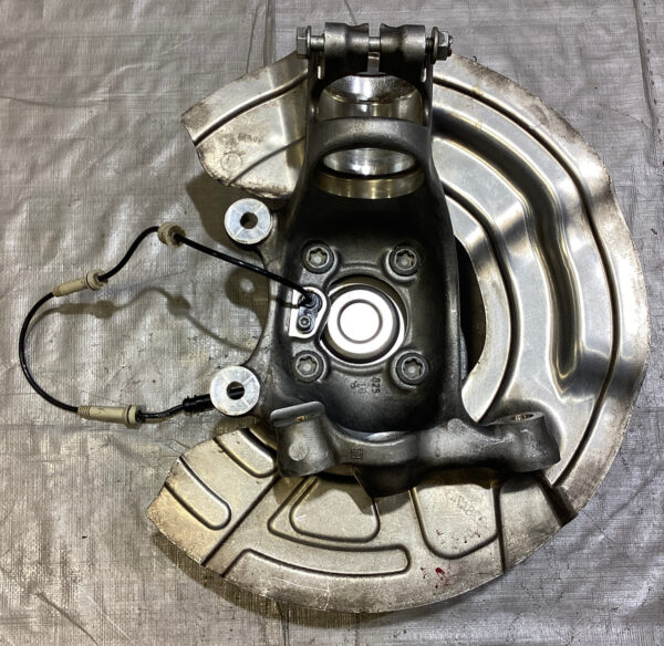 2015-2020 F80 F82 F87 BMW M2 M3 M4 Driver Front Knee / Spindle Hub w/ Control Arms / 45K F8M03 - Image 4