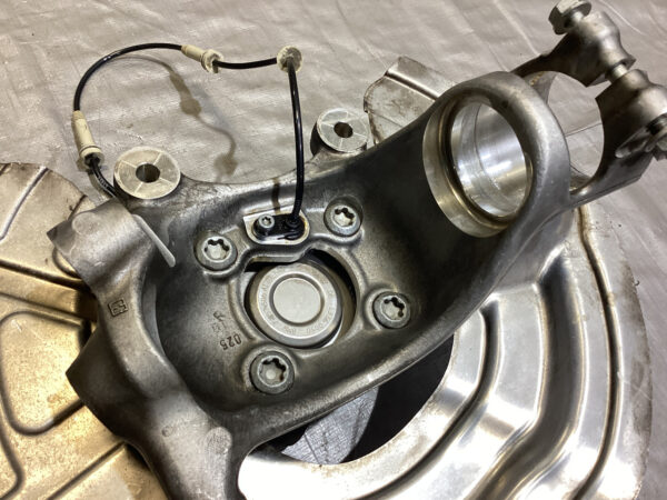 2015-2020 F80 F82 F87 BMW M2 M3 M4 Driver Front Knee / Spindle Hub w/ Control Arms / 45K F8M03 - Image 5
