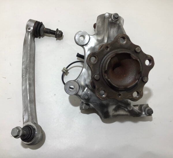 2015-2020 F80 F82 F87 BMW M2 M3 M4 Passenger Front Spindle / Hub / Knuckle / 29K / F8M01