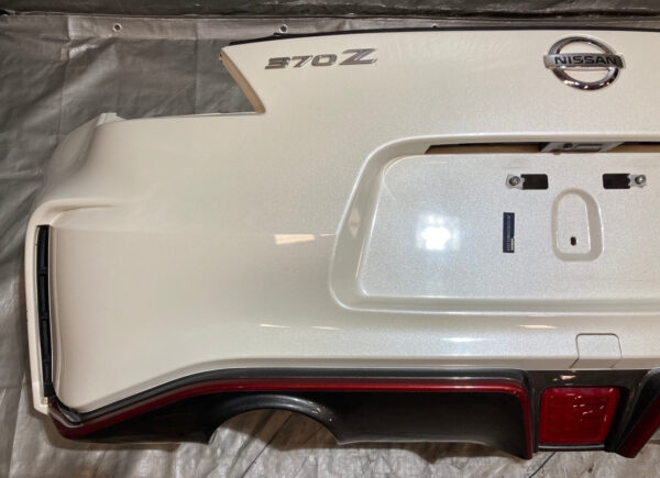 2015-2020 Nissan 370Z NISMO OEM Rear Bumper Cover w/ Diffuser Trim / Pearl White 7Z020 - Image 2