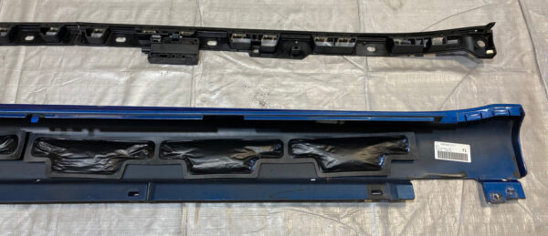 2015-2020 Porsche Macan Sport Design Driver Side Skirt Rocker Panel / Sapphire Blue Metallic PM004 - Image 5