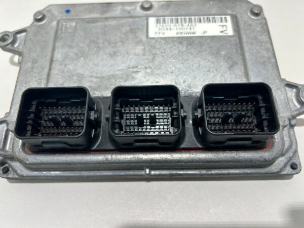 2016 Honda CRZ 1.5l OEM Engine Control Module ECU / 37820-RTW-A83 / CZ015 - Image 4