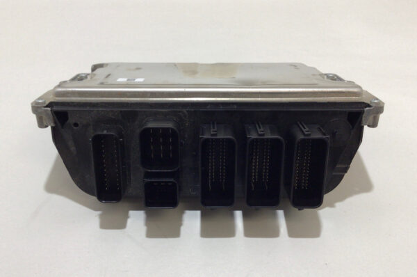 2016 Mini Cooper S F55 Engine Control Module ECU DME / 8 662 851 01 / R3004 - Image 2