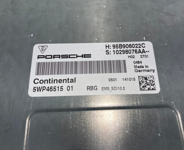 2016 Porsche Macan Turbo 3.6l Engine Control Module ECU / 95B906022C / PM004 - Image 2