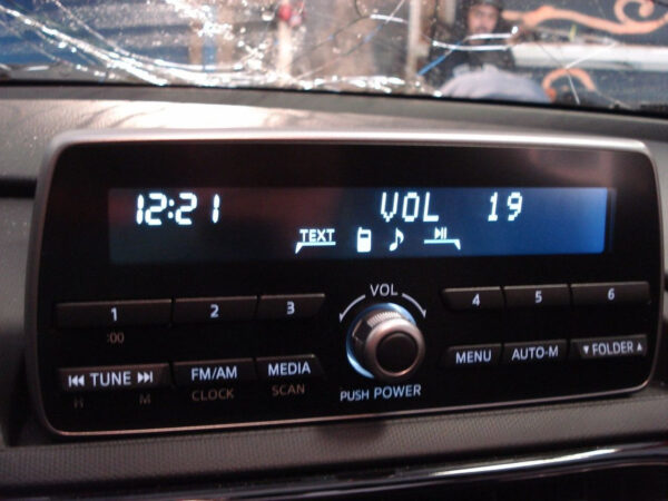 2016-2017 Mazda MX5 Miata Factory Radio, Model # NA9B-669R0 G894 - Image 2