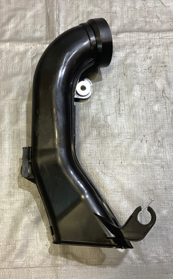 2016-2018 Mazda MX5 Miata Factory Air Intake Air Box w/ MAF / 21K ND036 - Image 3
