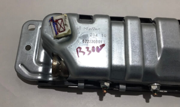 2016-2019 Mini Cooper F54 Clubman Passenger Knee Airbag SRS / R3007 - Image 4